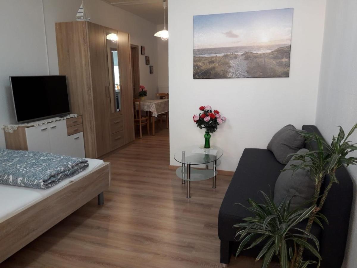 Thamy'S Homestay 2 Rostock Exterior foto